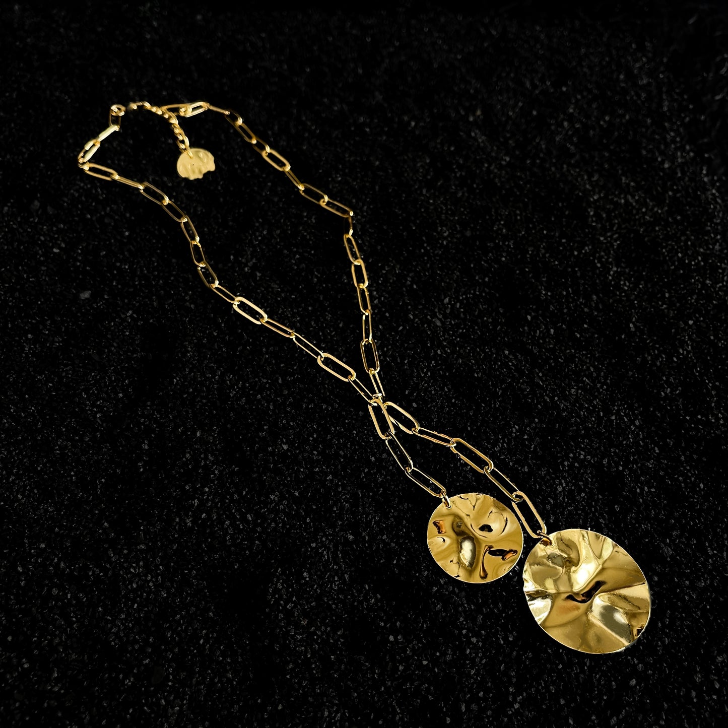 Guardami Necklace