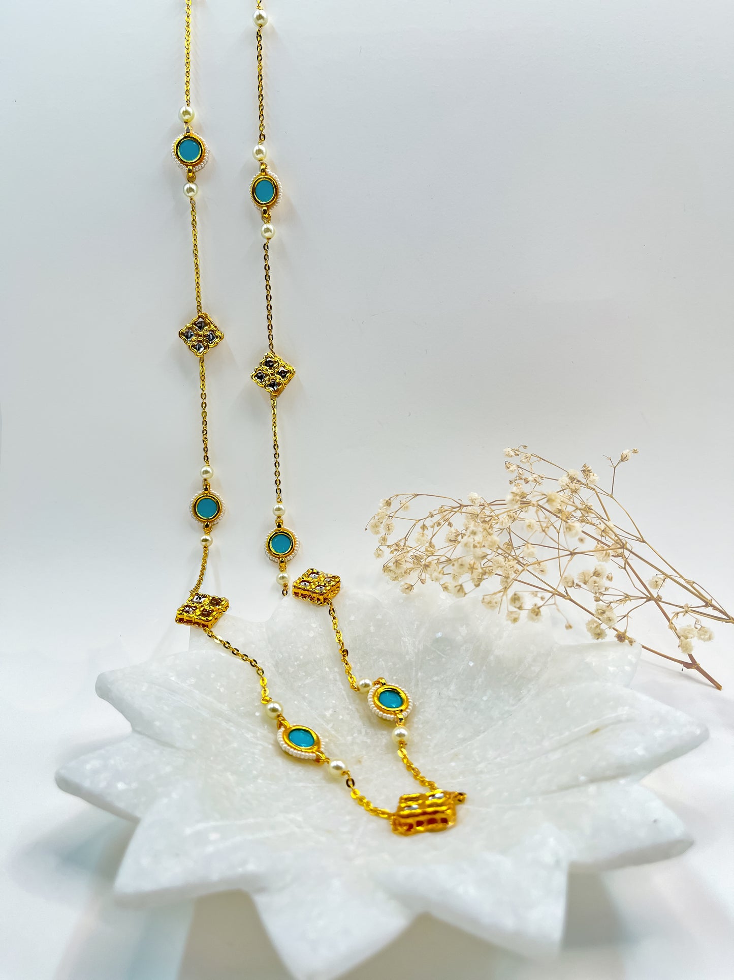 Zoya necklace